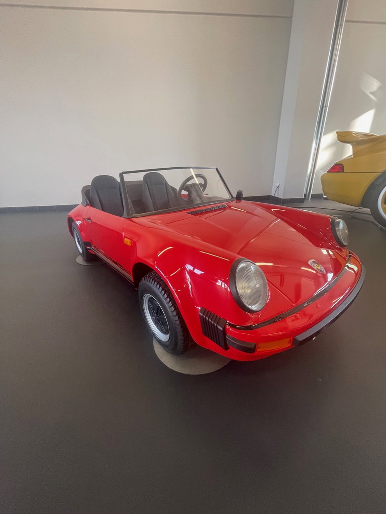Porsche 911 Junior
