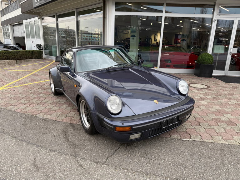 Porsche 911 Turbo 3.3
