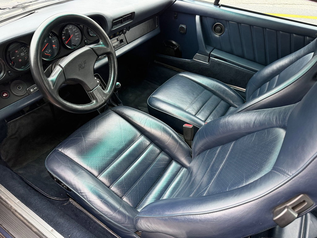 Porsche 911 Turbo 3.3