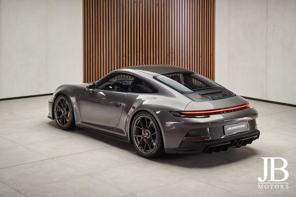 Porsche 992 GT3 Touring