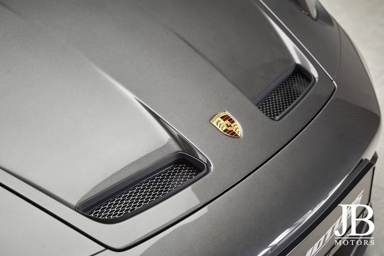 Porsche 992 GT3 Touring