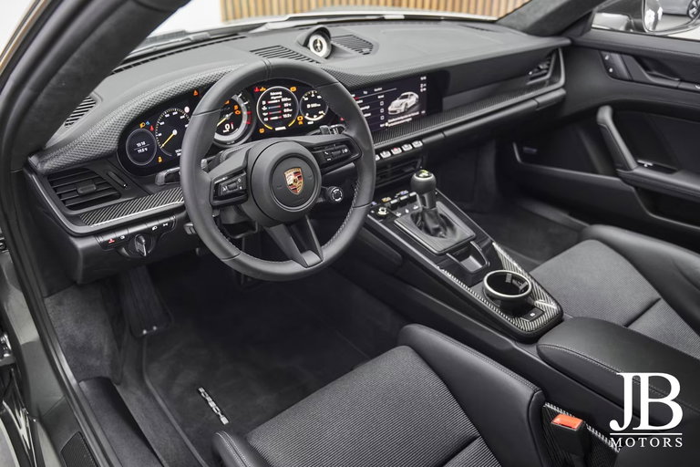 Porsche 992 GT3 Touring