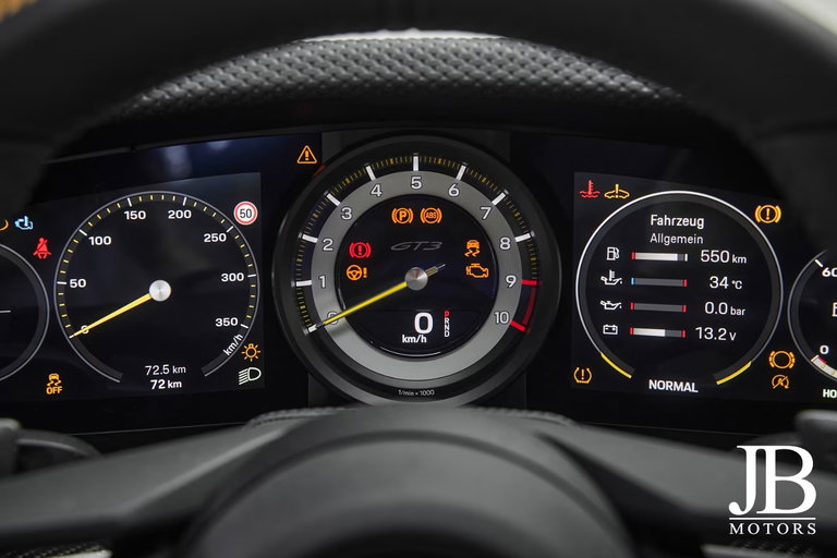 Porsche 992 GT3 Touring