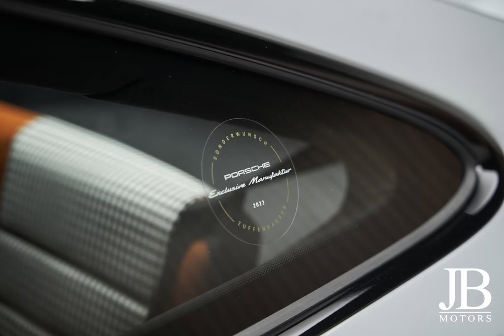 Porsche 992 Sport Classic