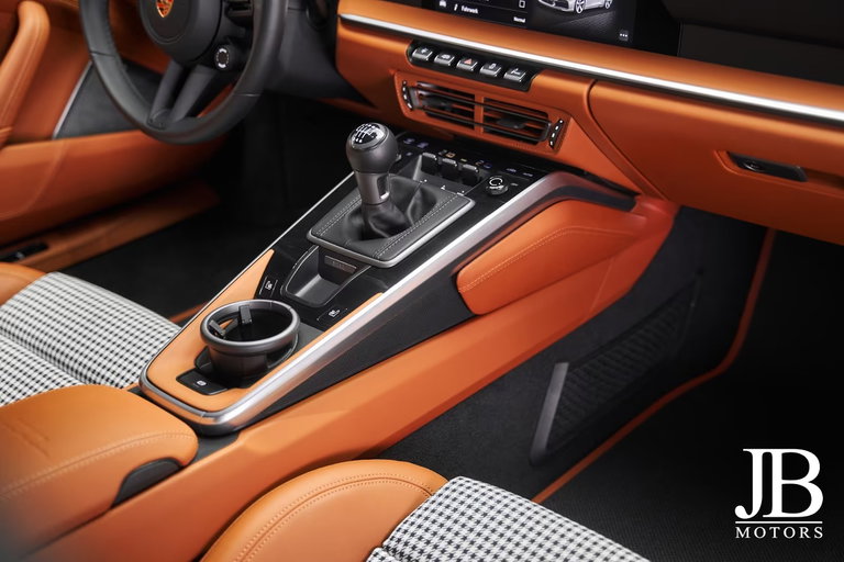 Porsche 992 Sport Classic