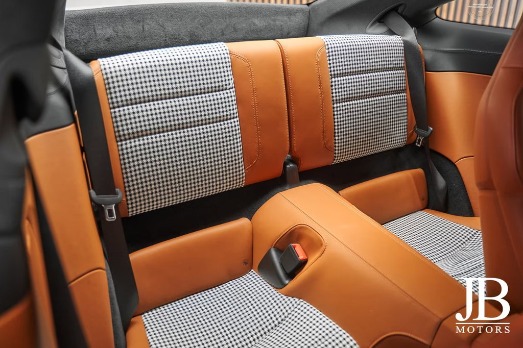 Porsche 992 Sport Classic