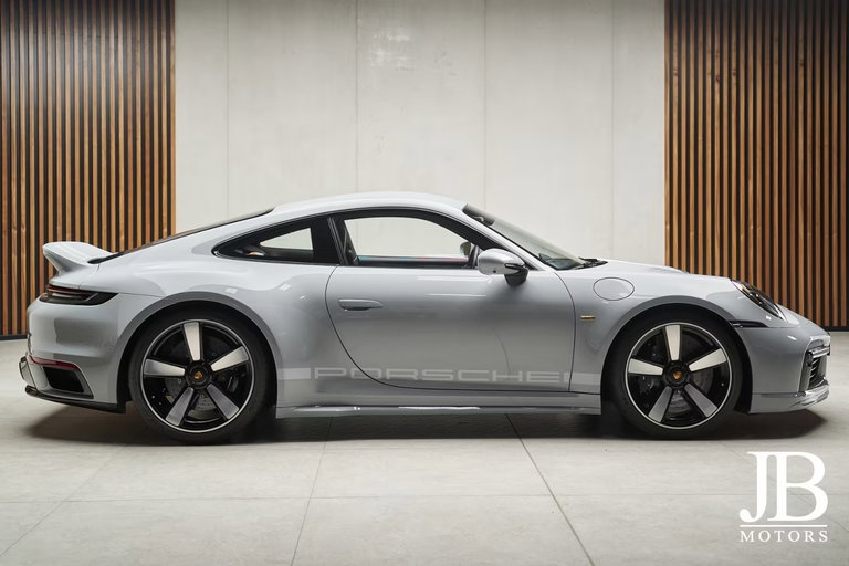 Porsche 992 Sport Classic