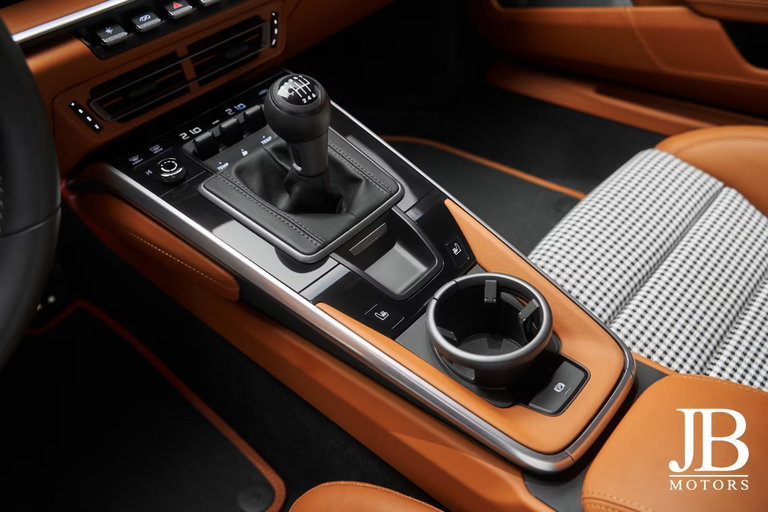 Porsche 992 Sport Classic