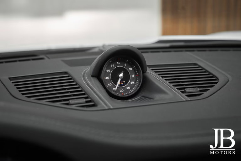 Porsche 992 Sport Classic