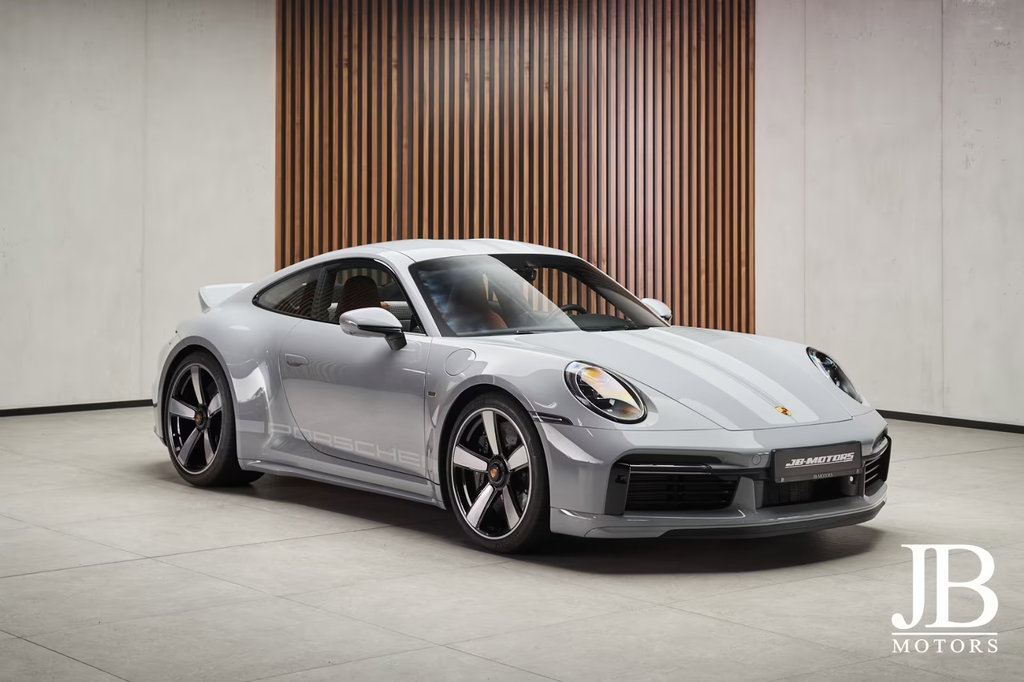 Porsche 992 Sport Classic