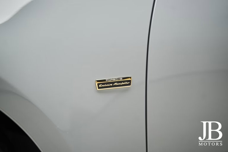 Porsche 992 Sport Classic