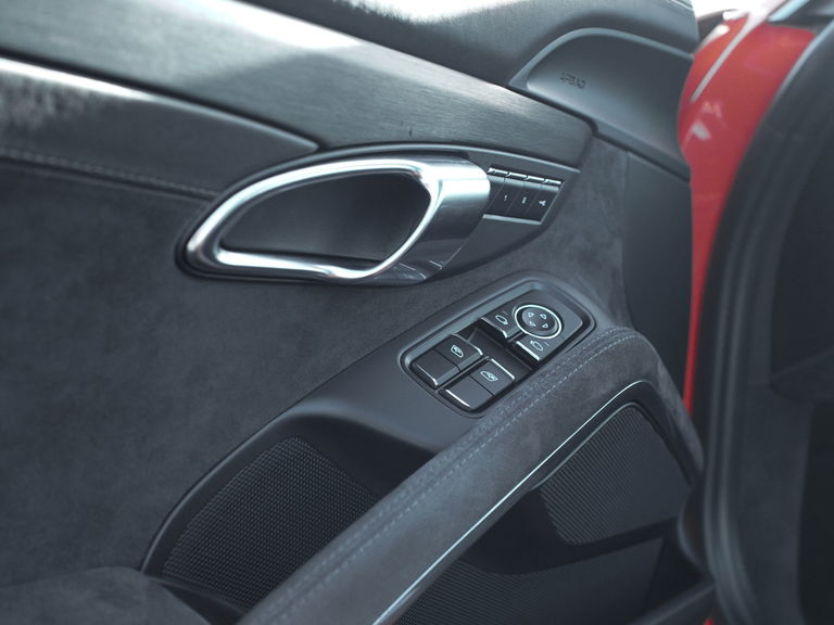 Porsche 991.2 Carrera GTS