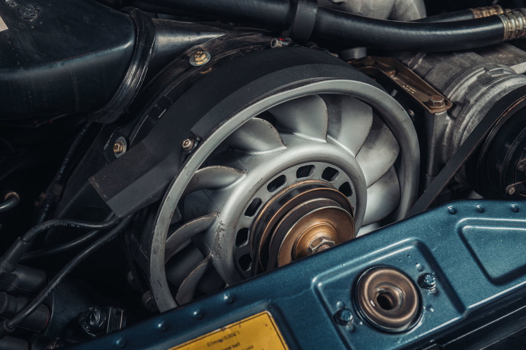 Porsche 964 Carrera 4