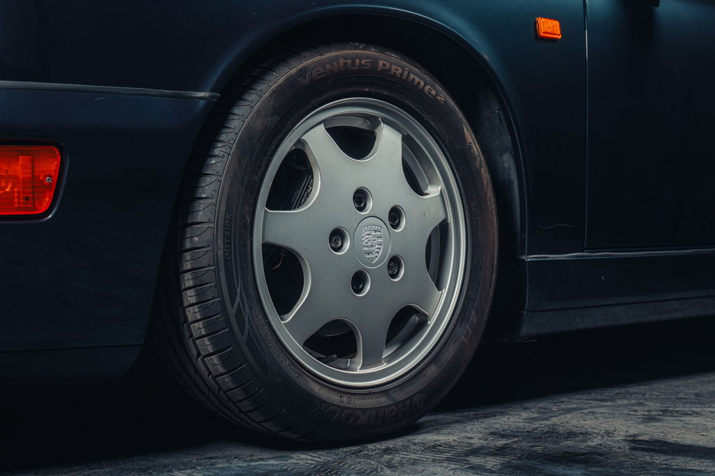 Porsche 964 Carrera 4