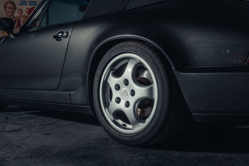 Porsche 964 Carrera 4