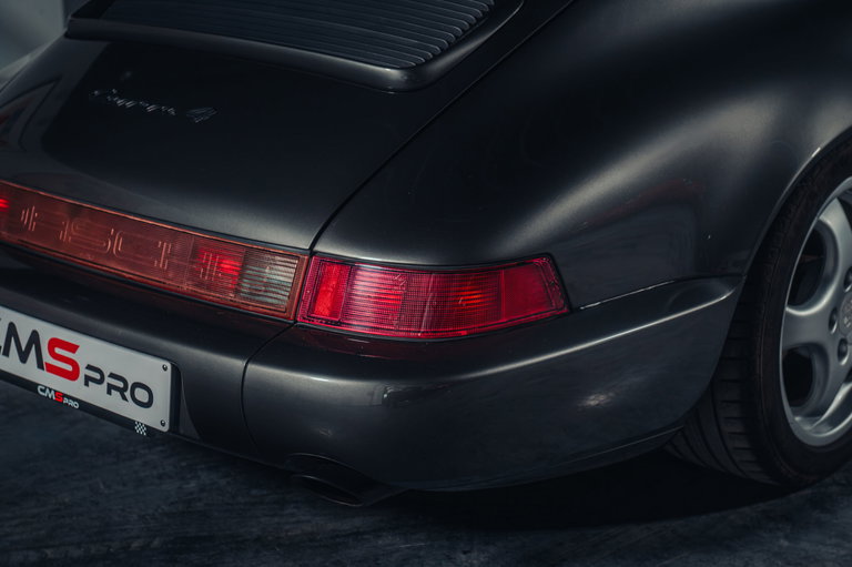 Porsche 964 Carrera 4