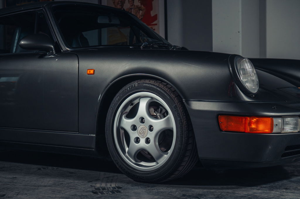 Porsche 964 Carrera 4