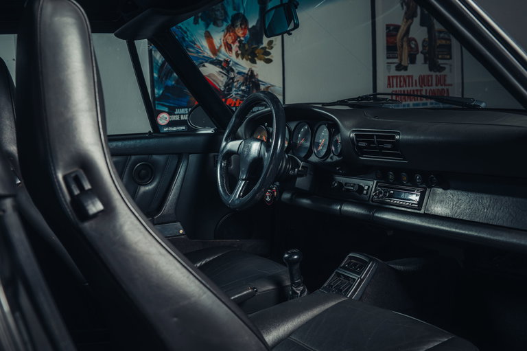 Porsche 964 Carrera 4