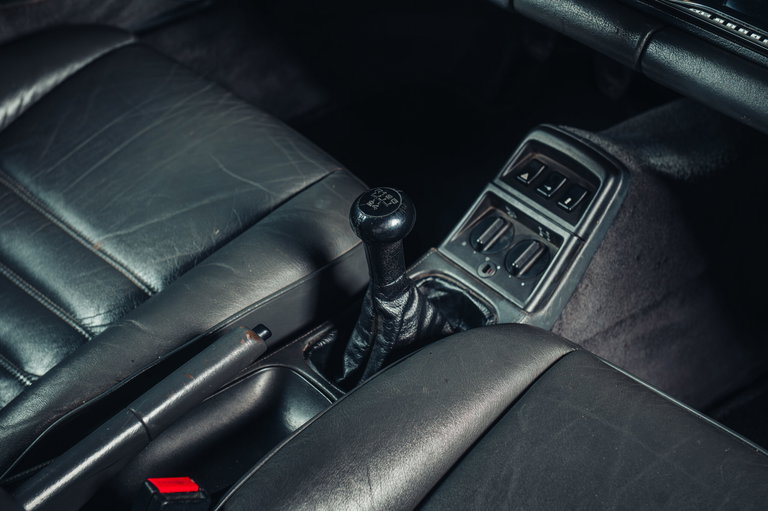 Porsche 964 Carrera 4