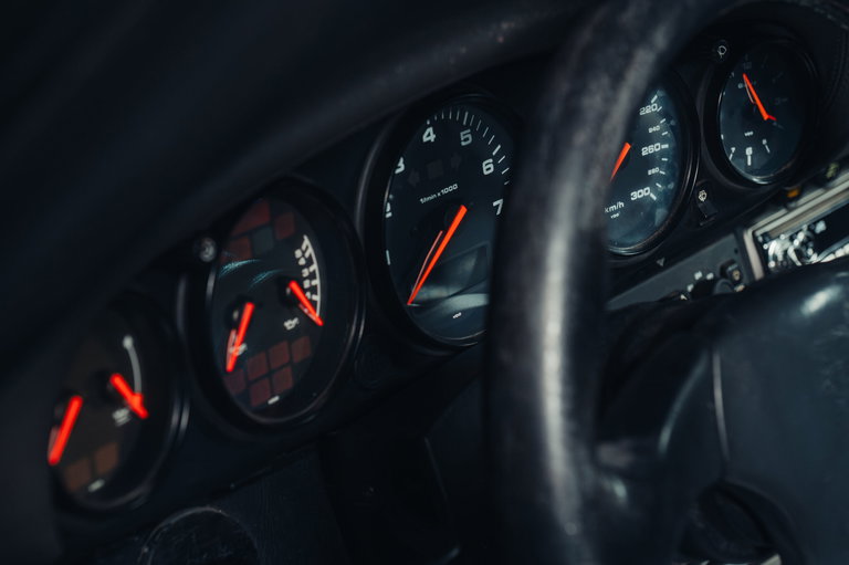 Porsche 964 Carrera 4