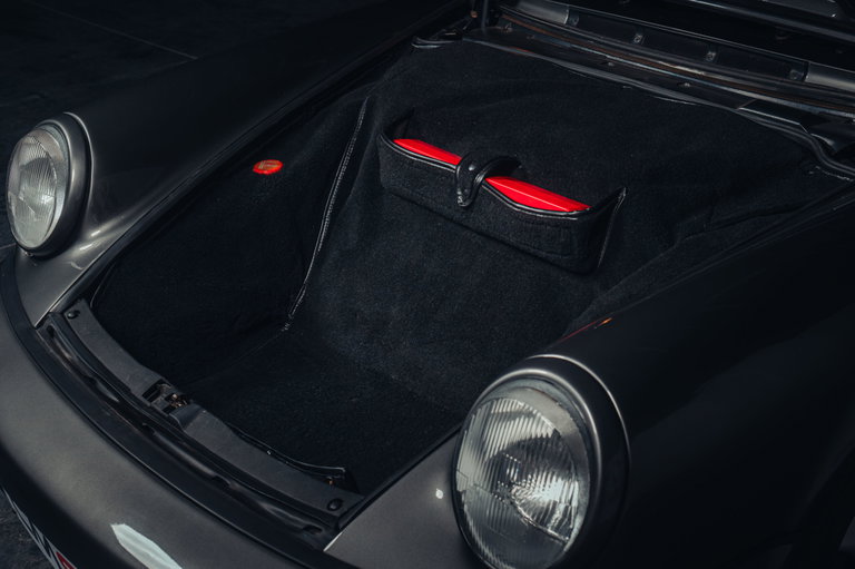 Porsche 964 Carrera 4
