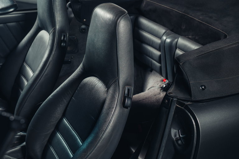 Porsche 964 Carrera 4