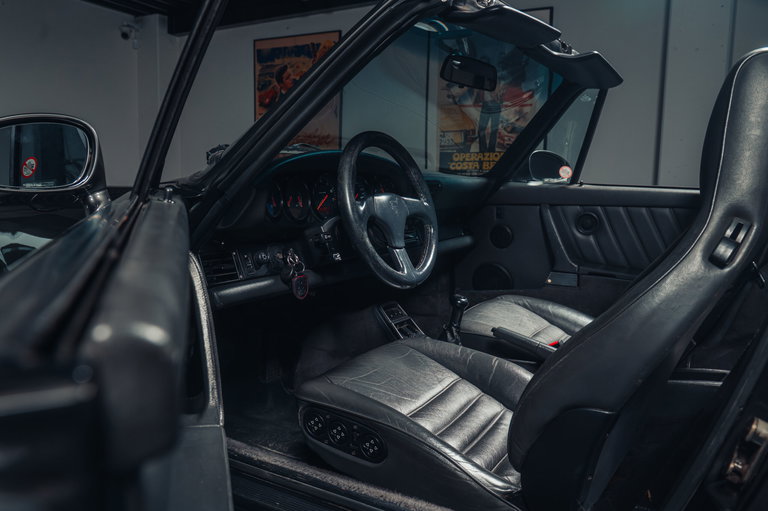 Porsche 964 Carrera 4