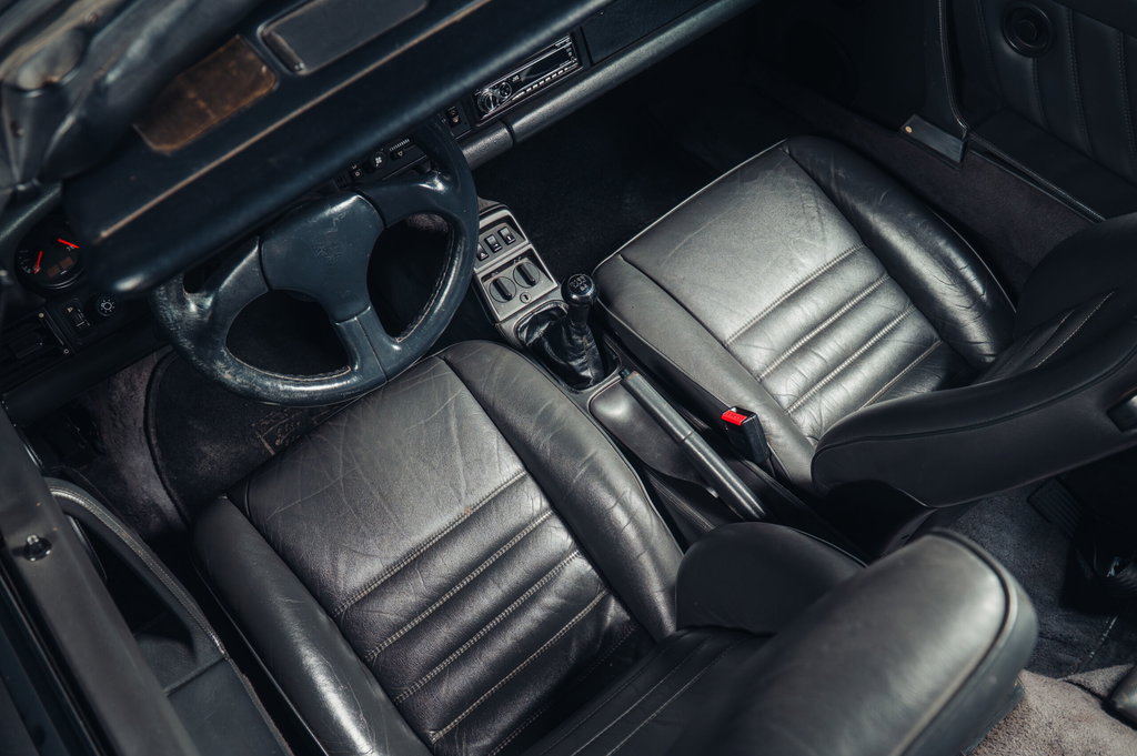 Porsche 964 Carrera 4