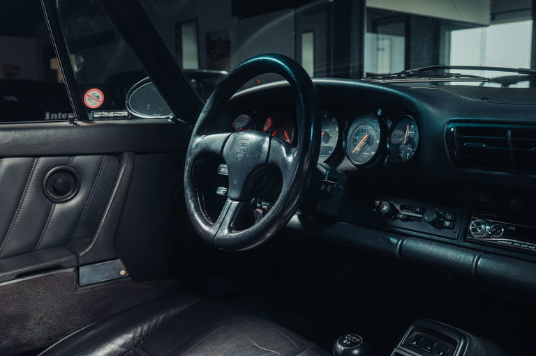 Porsche 964 Carrera 4