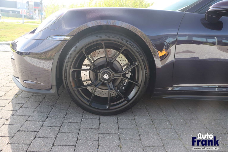 Porsche 992 GT3 Touring