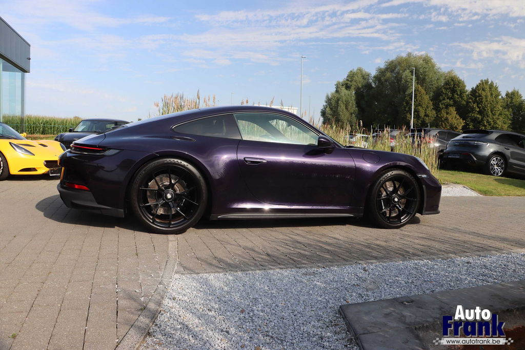 Porsche 992 GT3 Touring