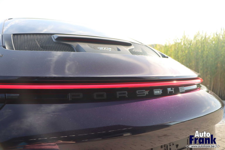 Porsche 992 GT3 Touring