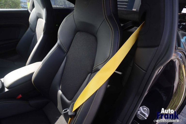 Porsche 992 GT3 Touring