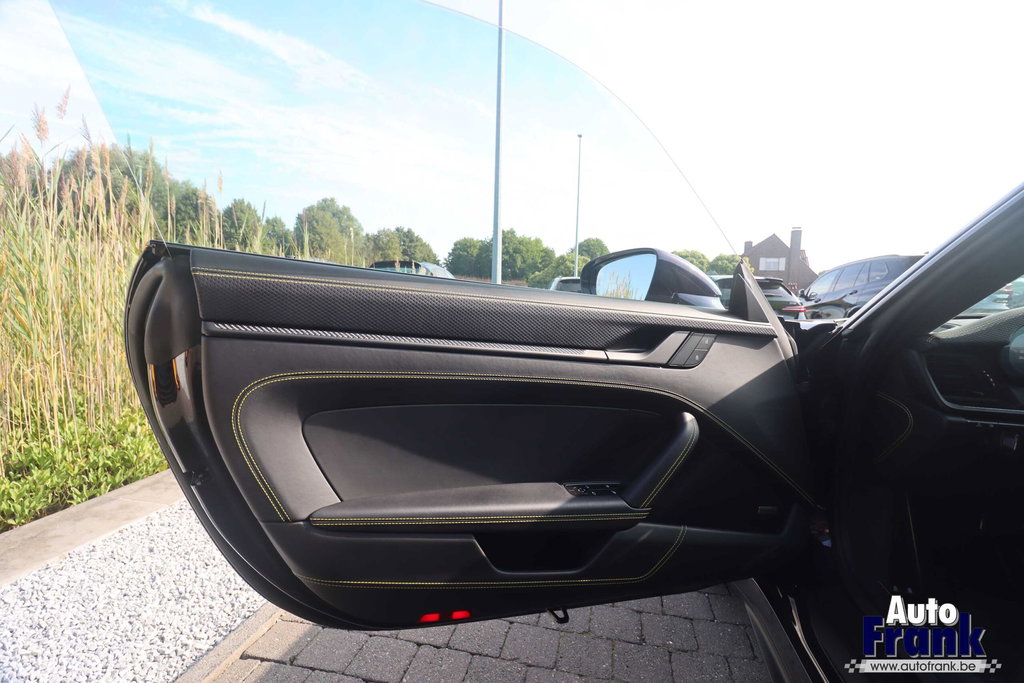 Porsche 992 GT3 Touring