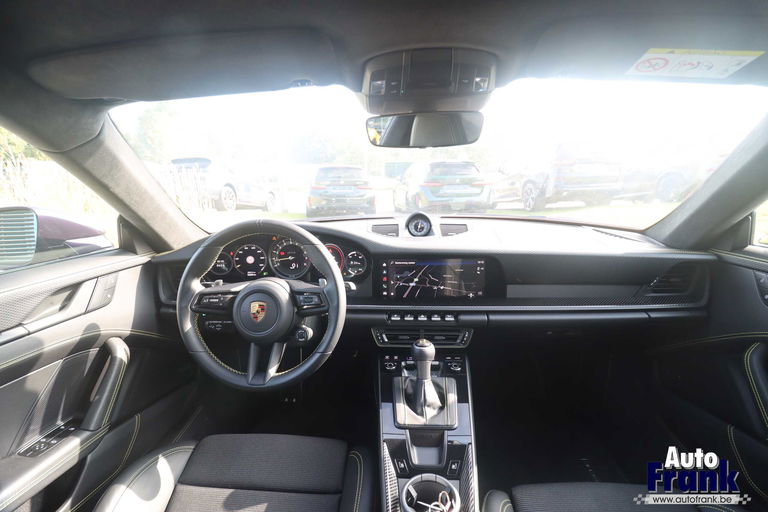 Porsche 992 GT3 Touring