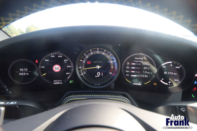 Porsche 992 GT3 Touring