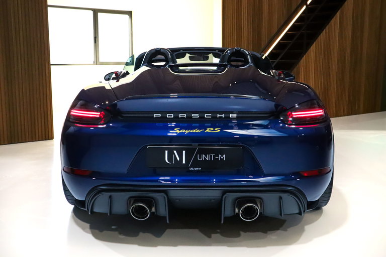 Porsche 718 Spyder RS
