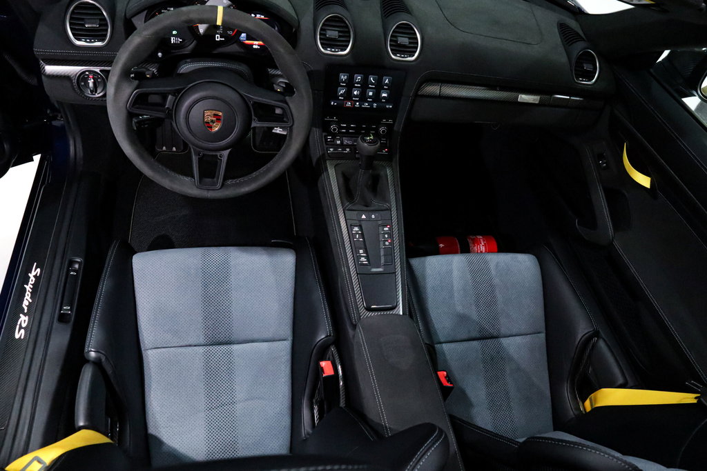 Porsche 718 Spyder RS