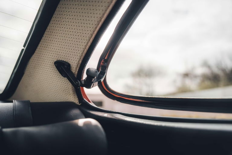 Porsche 911 Carrera 2.7