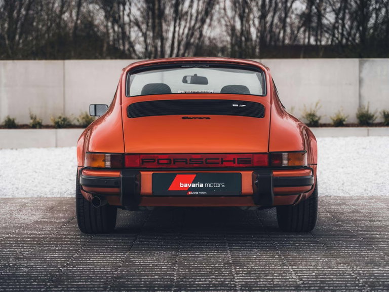 Porsche 911 Carrera 2.7