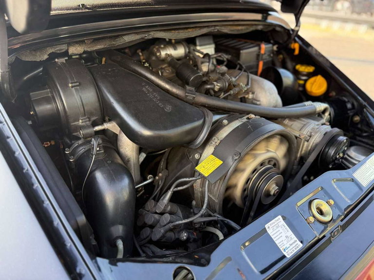 Porsche 964 Carrera 4