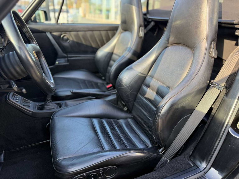 Porsche 964 Carrera 4