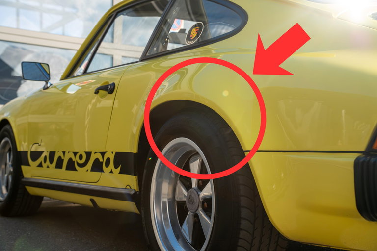 Porsche 911 Carrera 2.7