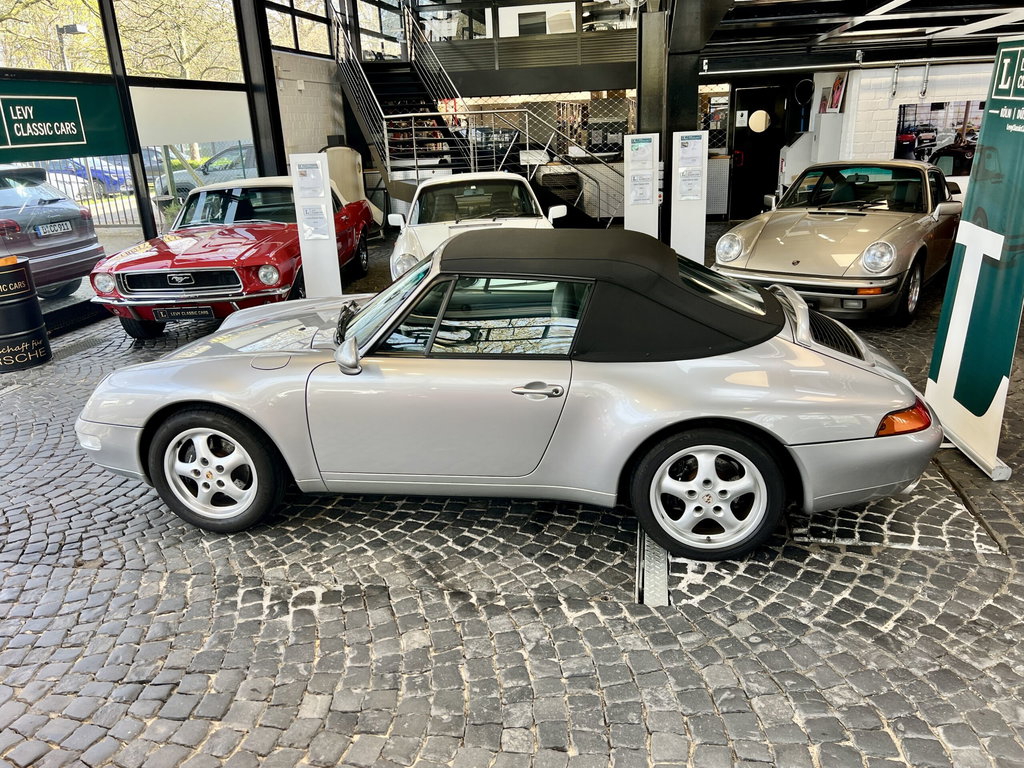 Porsche 993 Carrera
