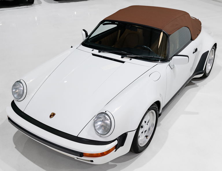 Porsche 911 Carrera 3.2 Speedster (US)