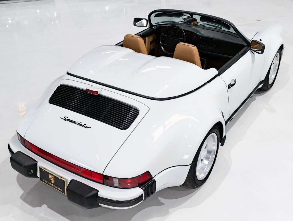 Porsche 911 Carrera 3.2 Speedster (US)