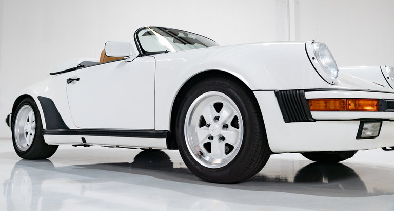 Porsche 911 Carrera 3.2 Speedster (US)