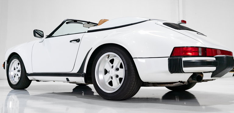 Porsche 911 Carrera 3.2 Speedster (US)
