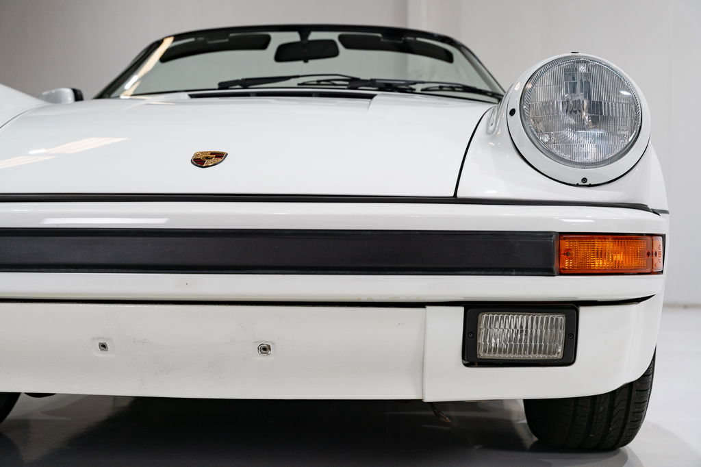 Porsche 911 Carrera 3.2 Speedster (US)