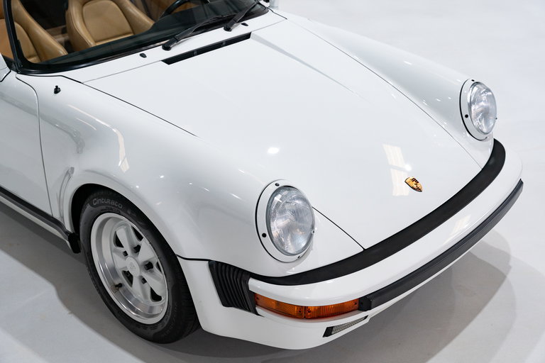 Porsche 911 Carrera 3.2 Speedster (US)